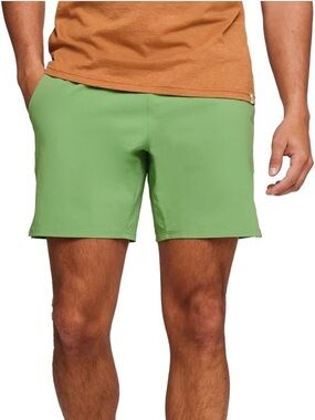 Cotopaxi Men’s Valle Active Shorts in Kelp Green EUC Medium